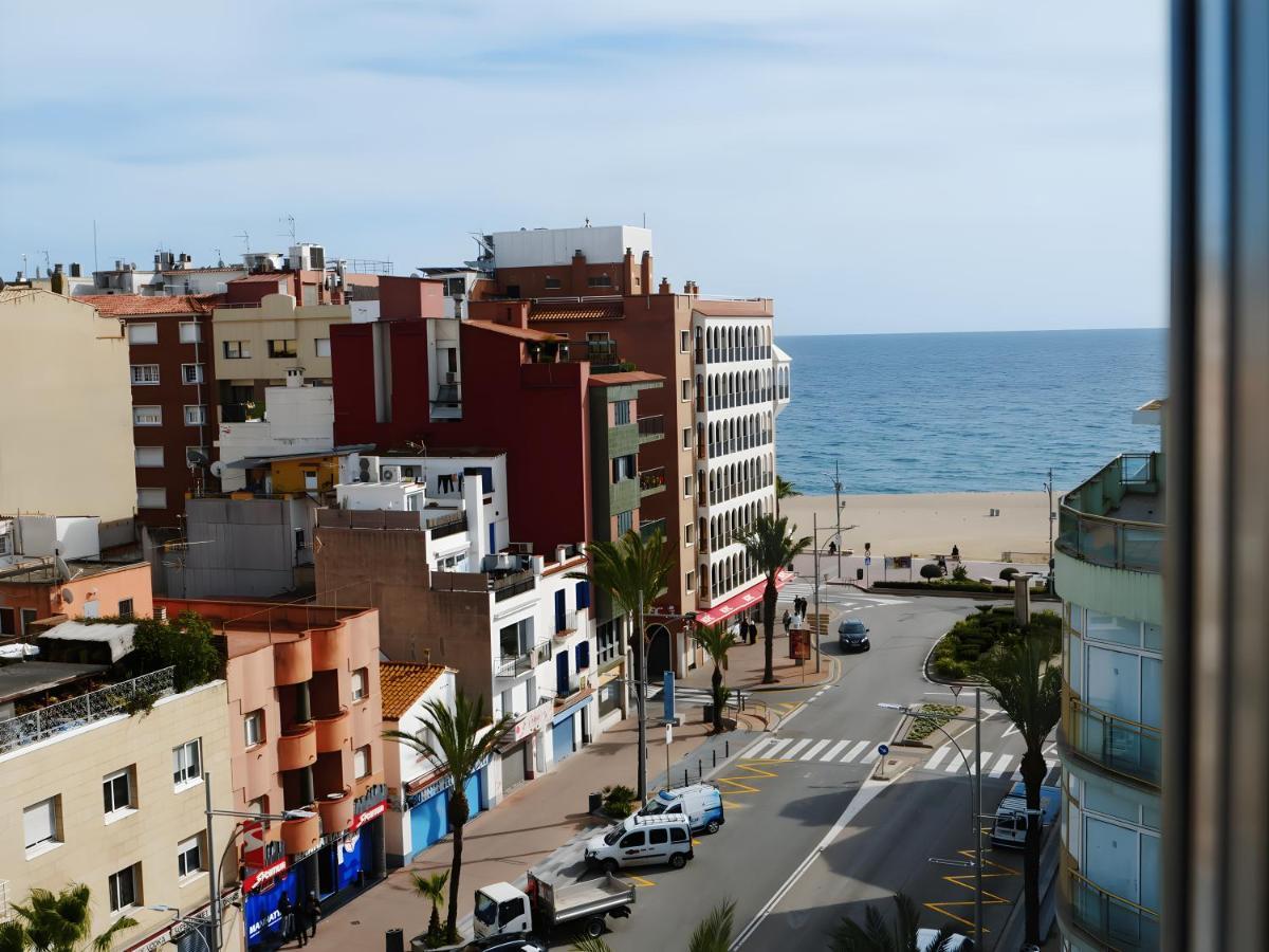 Marina Beach Apartaments Lloret de Mar Exterior photo